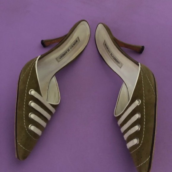 Manolo Blahnik olive slip ons - Picture 4 of 7